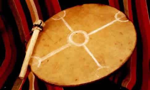 cultrun o kultrun. INstrumento musical mapuche de percusion
